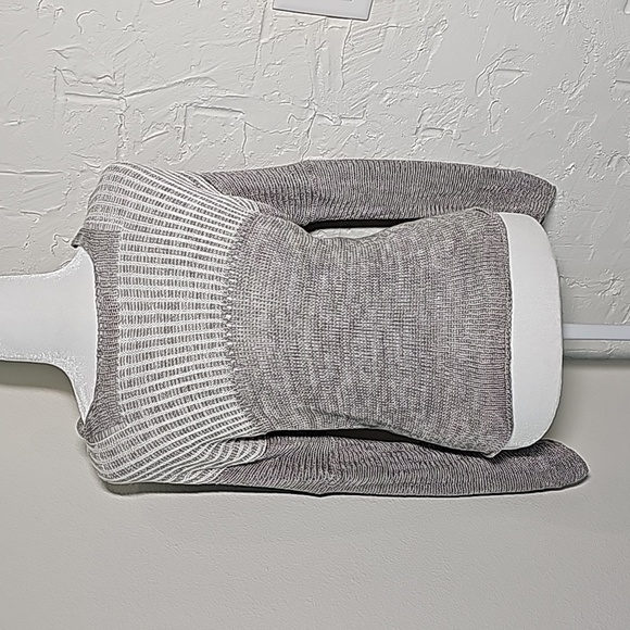 Gray Women's Sweater - Picture 6 of 12